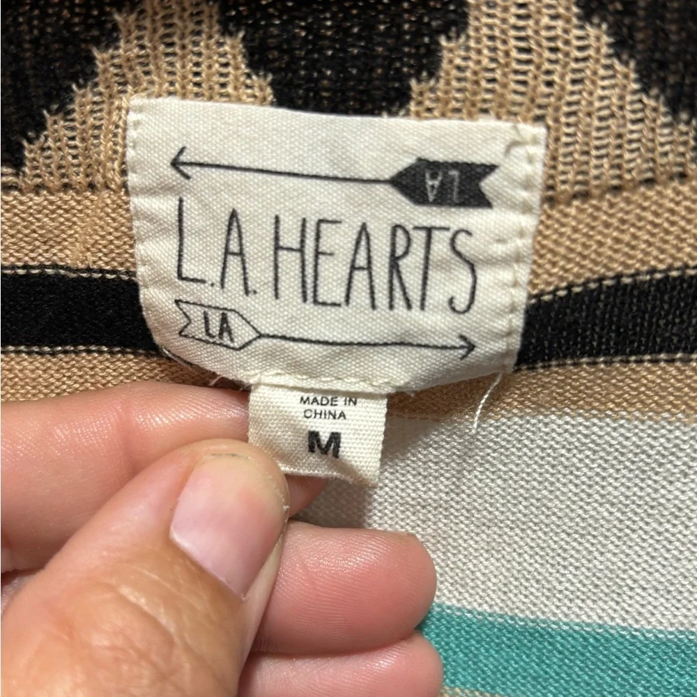 LA Hearts Geometric Patterned Cardigan - Picture 3 of 3